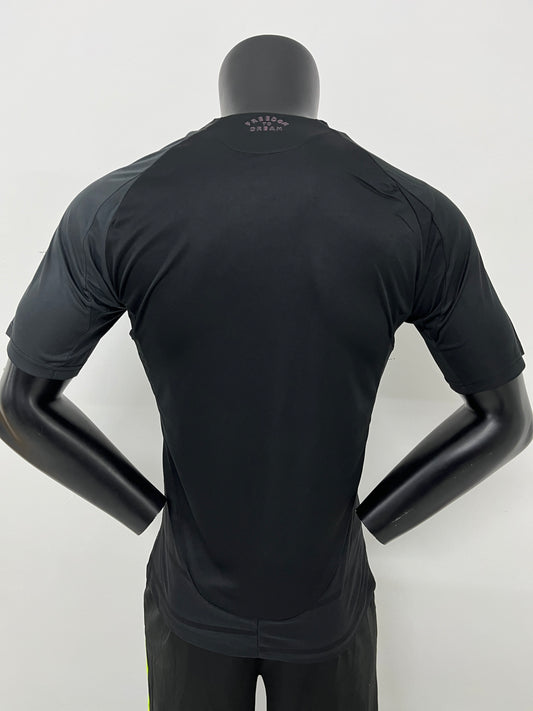 Camiseta Inter Miami 2025/26 segunda equipación versión jugador negra detalle – Cortita y al Pie