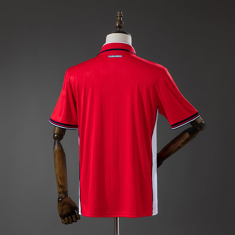 Camiseta Panamá Mundial 2026 primera equipación versión fan detalle escudo – Cortita y al Pie
