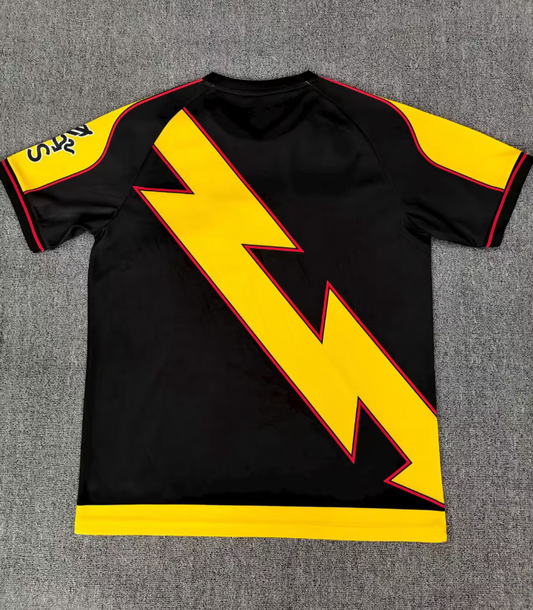 Camiseta Rayo Vallecano 2025/26 tercera equipación versión fan detalle escudo – Cortita y al Pie