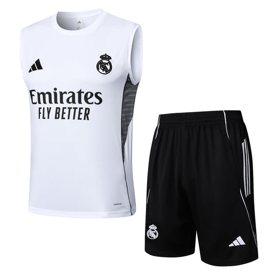 Kit entrenamiento Real Madrid 2025/26 primera equipación blanco Bernabéu – Cortita y al Pie