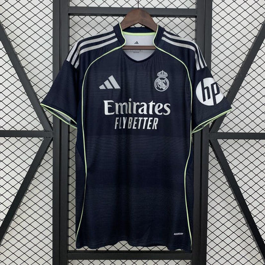 Camiseta Real Madrid 2025/26 segunda equipación versión fan morada Bernabéu – Cortita y al Pie