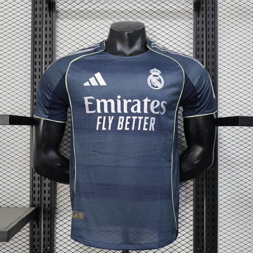 Camiseta Real Madrid 2025/26 segunda equipación versión jugador morada – Cortita y al Pie