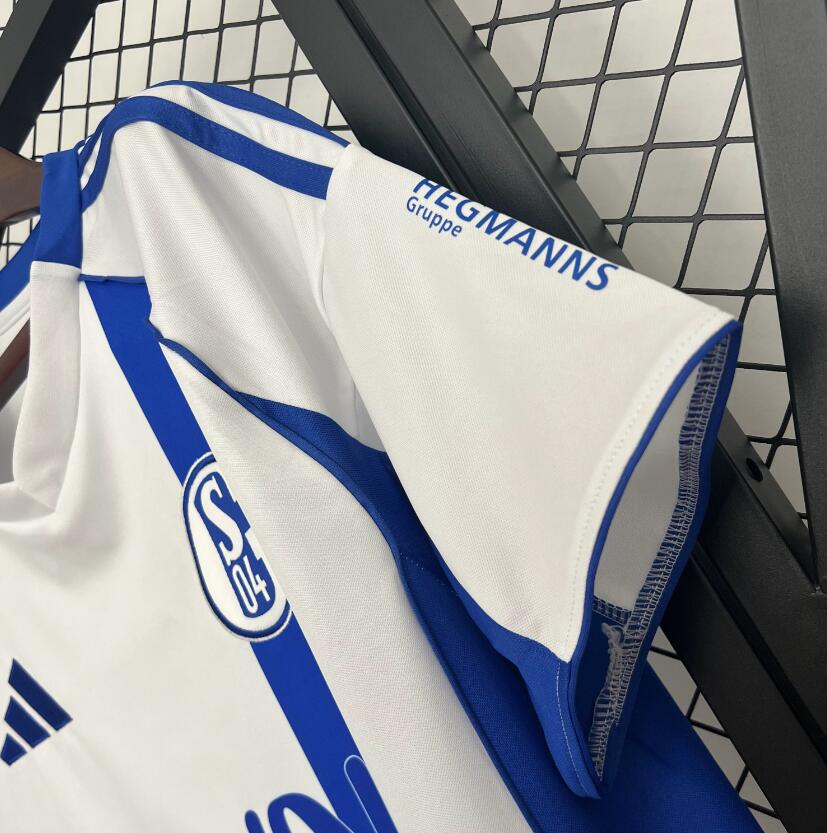 Camiseta Schalke 04 2025/26 segunda equipación versión fan lateral – Cortita y al Pie