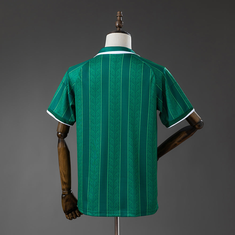 Camiseta Sudáfrica Mundial 2026 segunda equipación versión fan blanca detalle – Cortita y al Pie