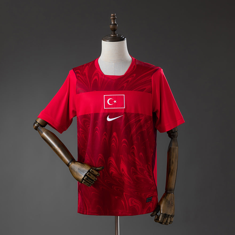 Camiseta Turquía Mundial 2026 primera equipación versión fan roja Calhanoglu – Cortita y al Pie
