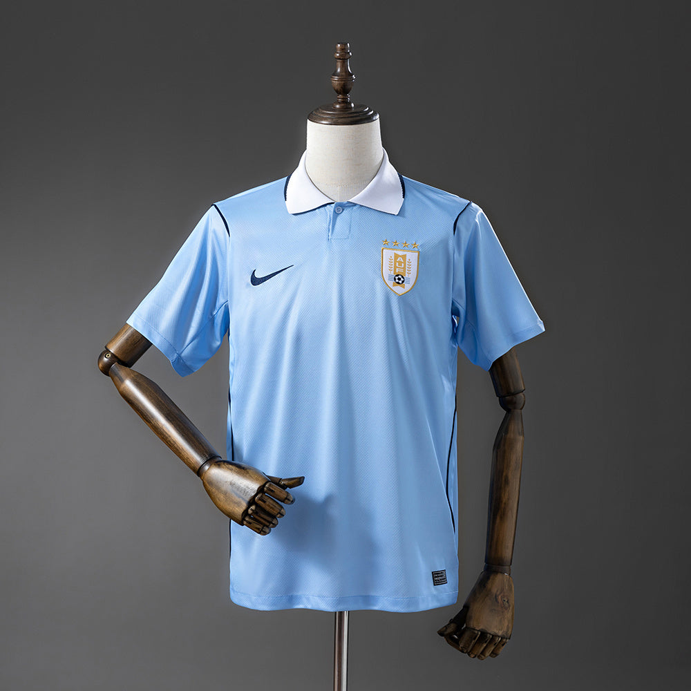 Camiseta Uruguay Mundial 2026 primera equipación versión fan celeste La Celeste – Cortita y al Pie