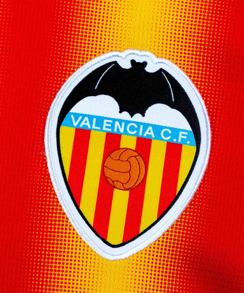Camiseta Valencia CF 2025/26 tercera equipación versión fan lateral – Cortita y al Pie