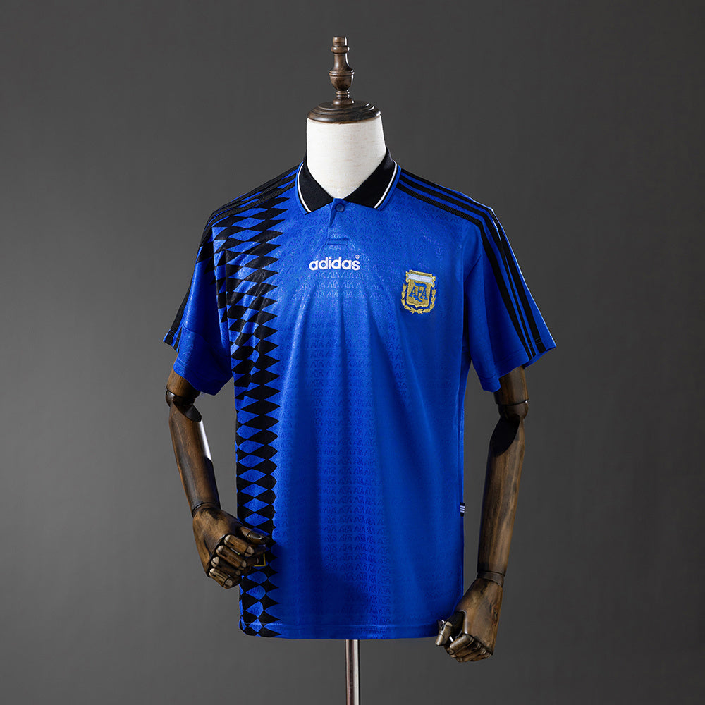 Camiseta retro Argentina 1994 segunda equipación Mundial USA Maradona Caniggia – Cortita y al Pie