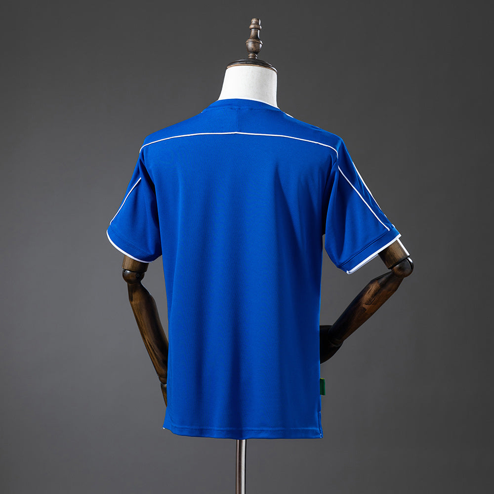 Camiseta retro Brasil 1998 segunda equipación azul detalle Ronaldo Mundial Francia – Cortita y al Pie