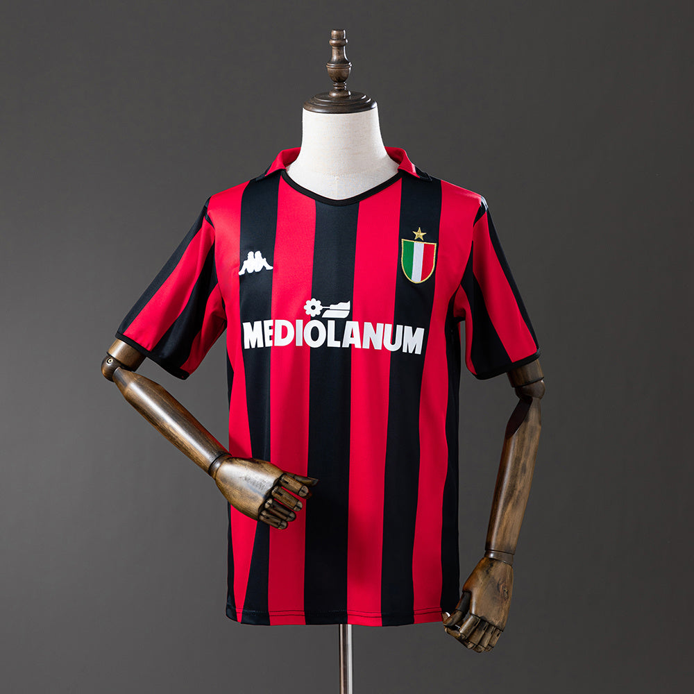 Camiseta retro AC Milan 1988/90 primera equipación roja negra Gullit Van Basten Serie A – Cortita y al Pie