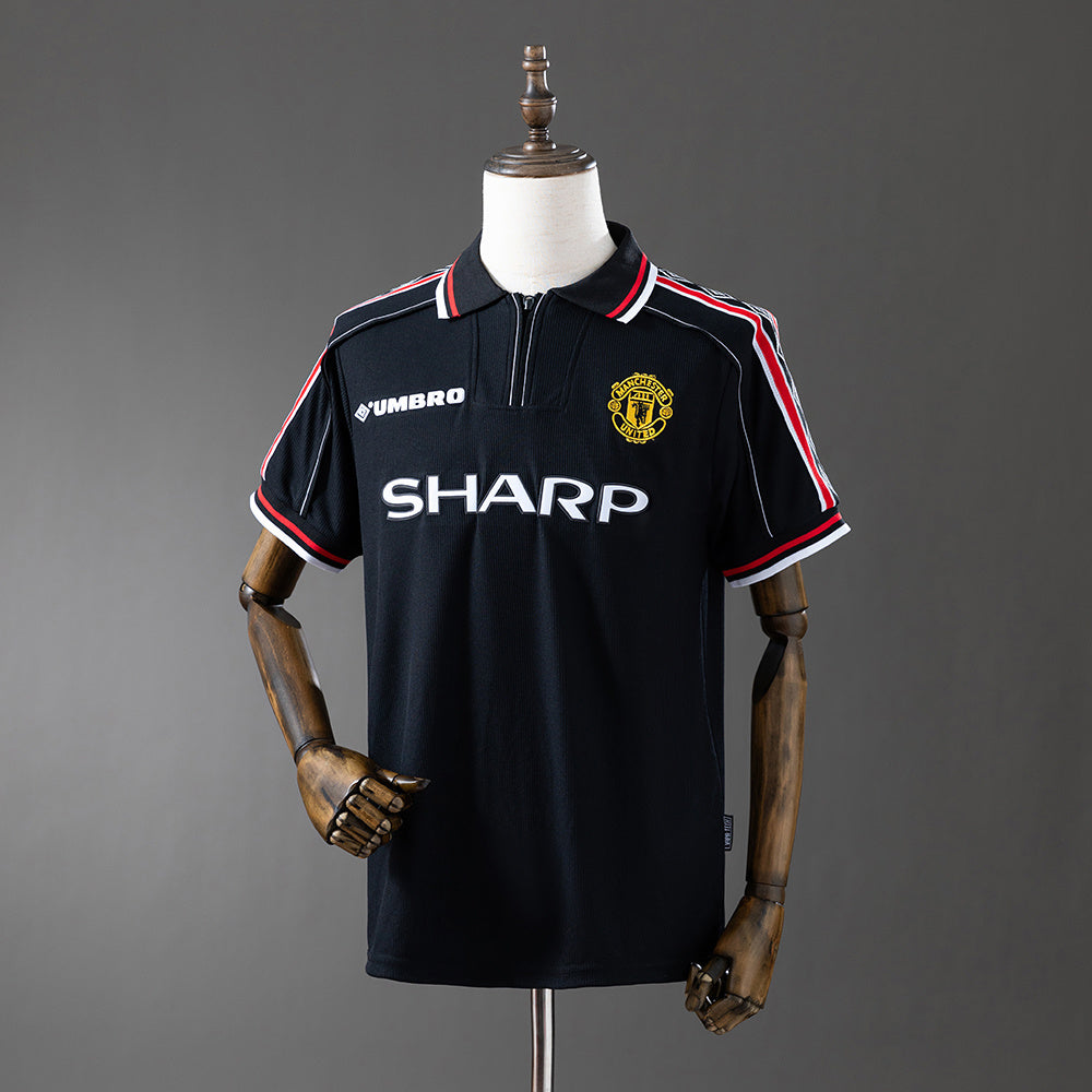 Camiseta retro Manchester United 1998/99 segunda equipación blanca Treble Solskjaer – Cortita y al Pie