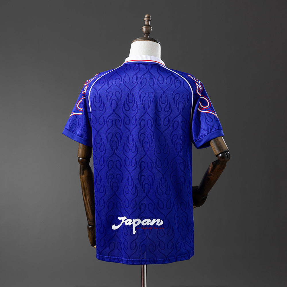 Camiseta retro Japón 1998 primera equipación detalle Samurai Blue debut Mundial – Cortita y al Pie