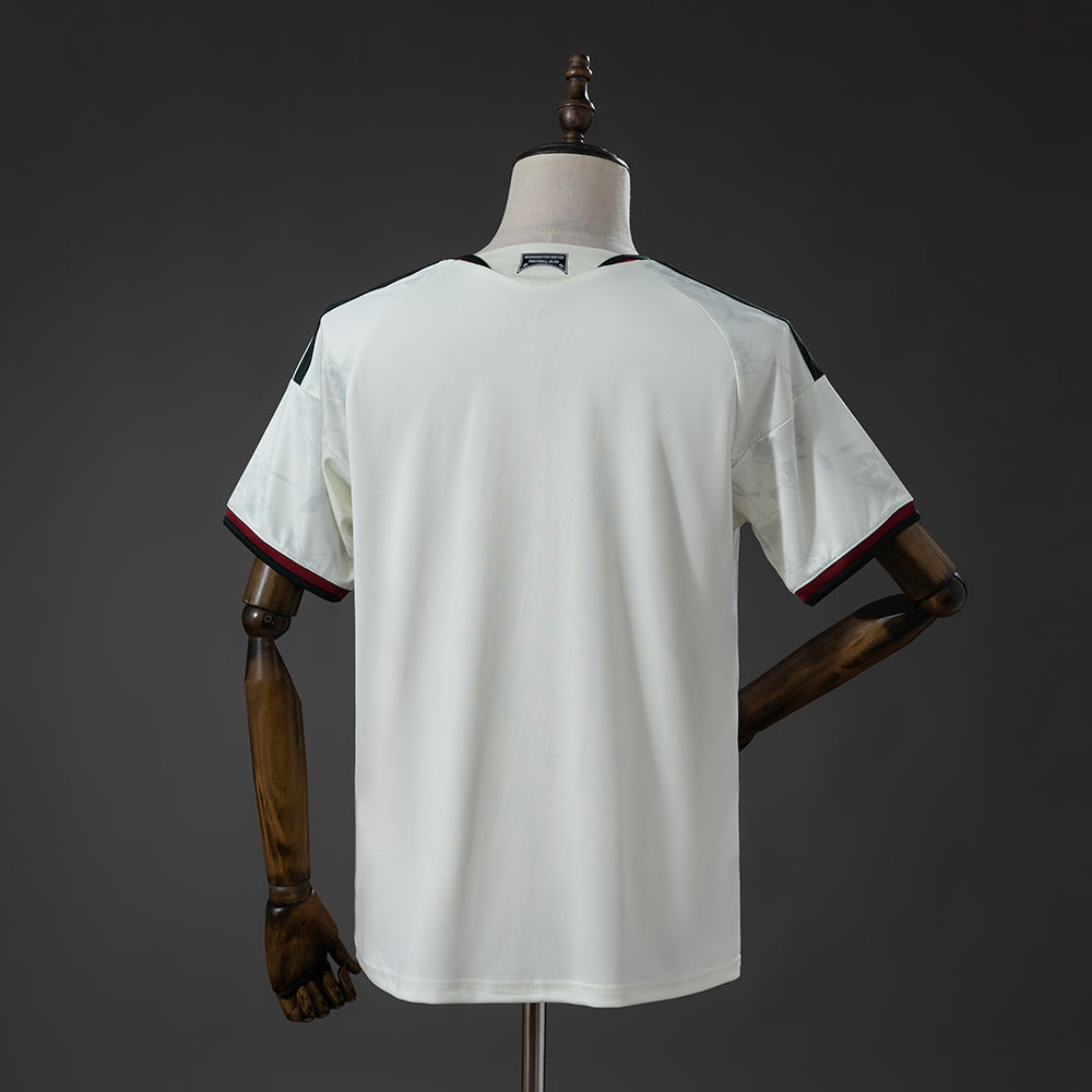 Camiseta Manchester United 2026/27 Tercera Equipación Versión Fan - vista trasera