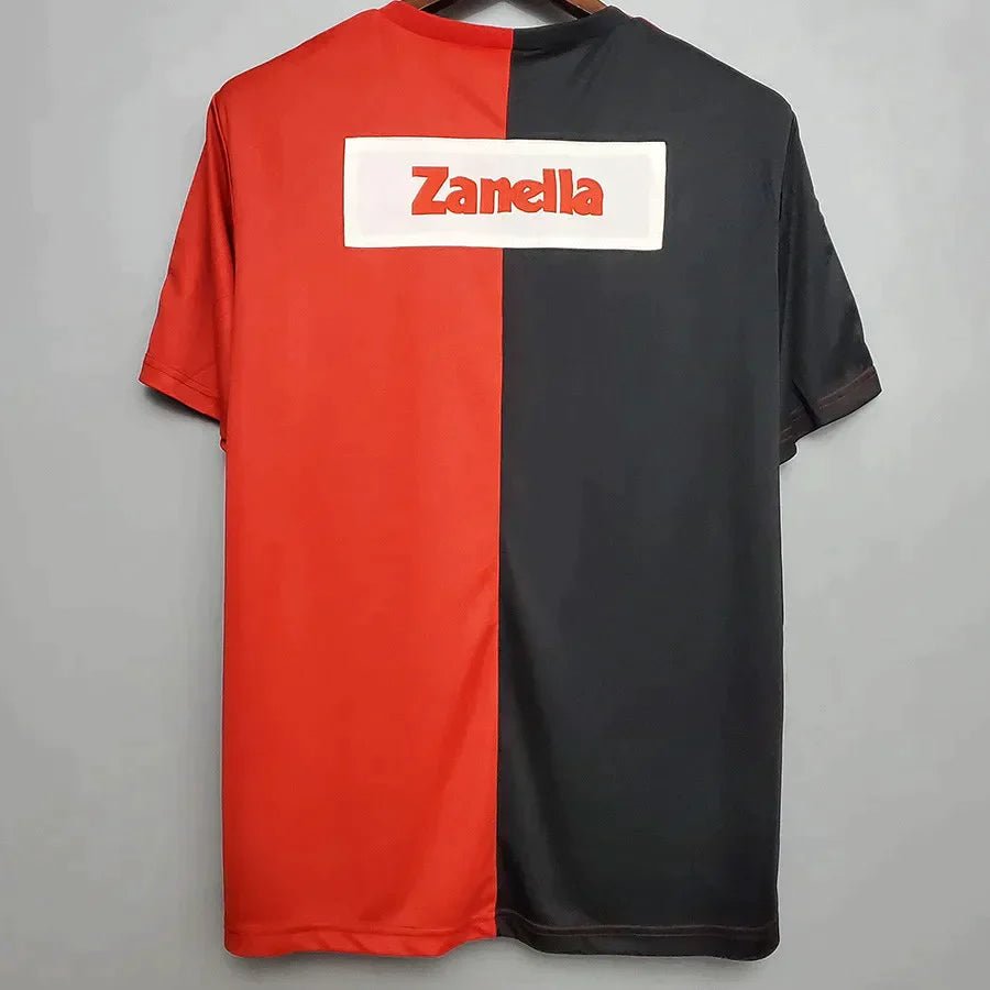 Camiseta retro Newell's Old Boys 1993/94 primera equipación detalle escudo histórico – Cortita y al Pie