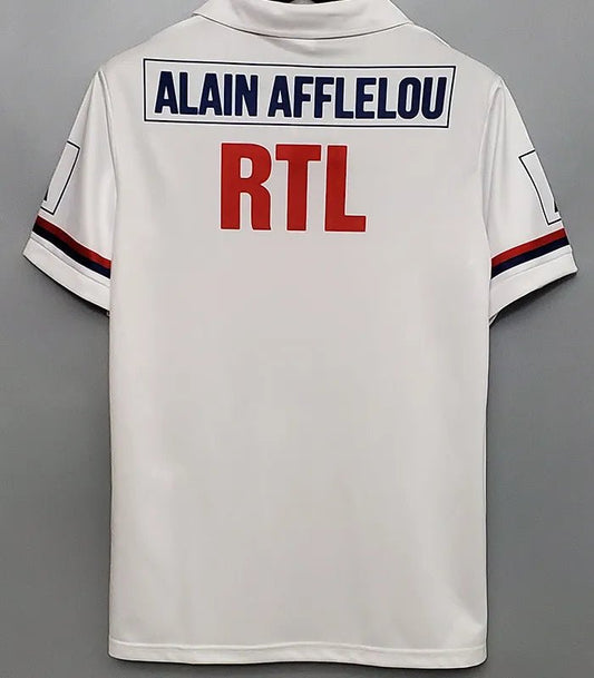Camiseta retro PSG 1990/91 primera equipación detalle escudo histórico – Cortita y al Pie